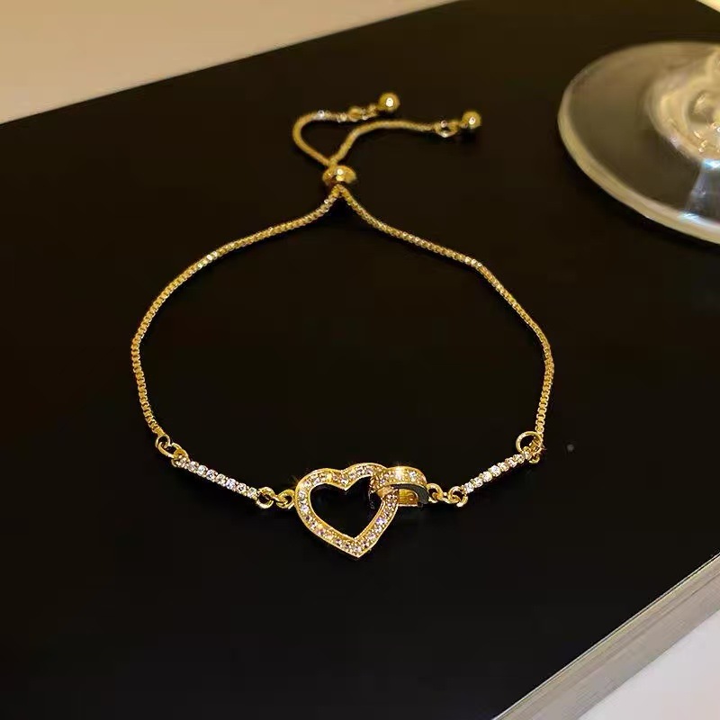 Korean Style Heart Zircon Bracelet for Women Ins Popular Simple Niche Design Accessible Luxury Trendy Fairy Elegant Bracelet