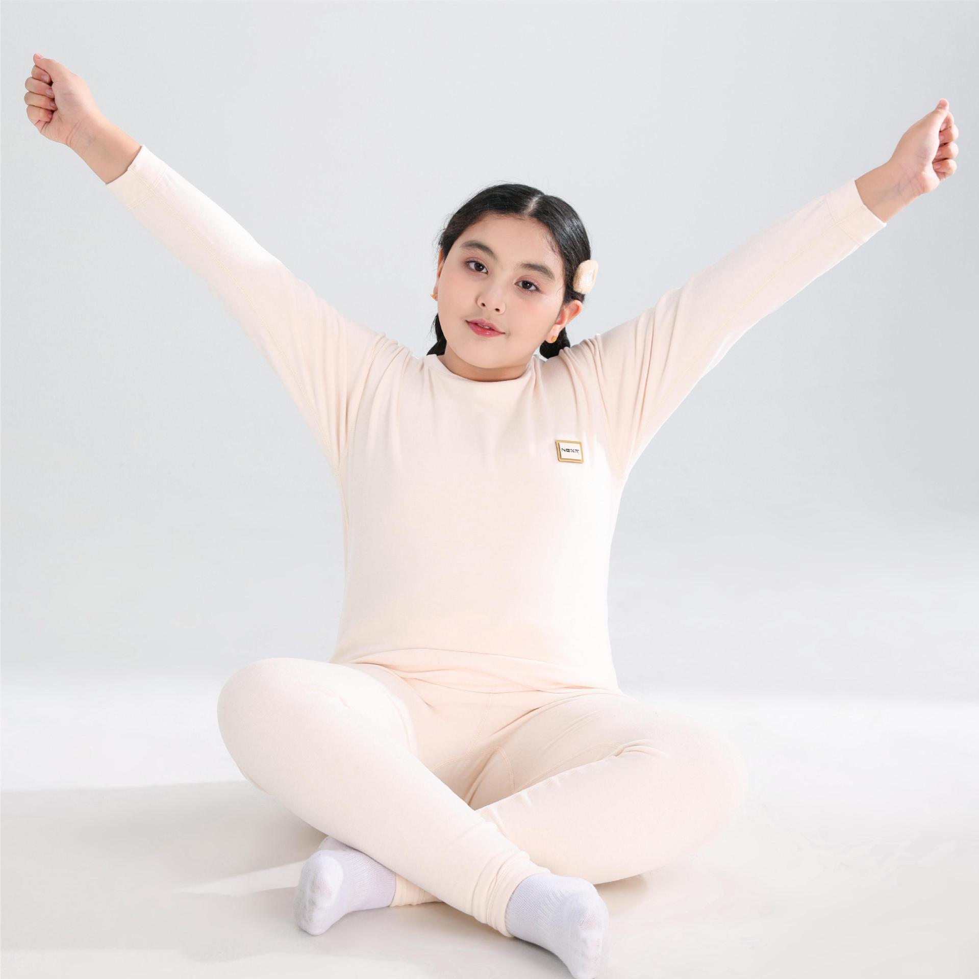 Pijama adolescente ropa de hogar para niños mayores para aumentar el peso de otoño y invierno lana seda grasa juego de pijamas calientes para niños