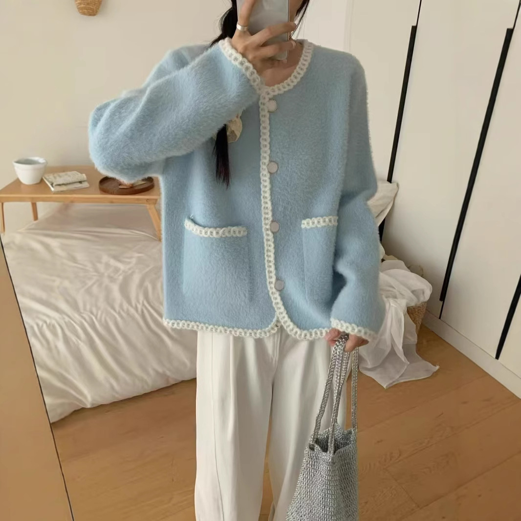 French Gentle Small Fragrance Pearl Button Cardigan for Women 2025 Autumn and Winter New Elegant Mink Velvet Knitted Sweater Jacket