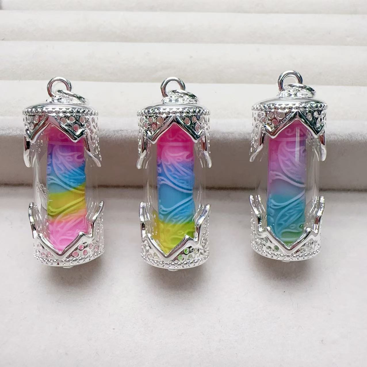 原创泰国佛牌古巴吉士纳蝴蝶多巴胺项链女式手工时尚吊坠锁骨链