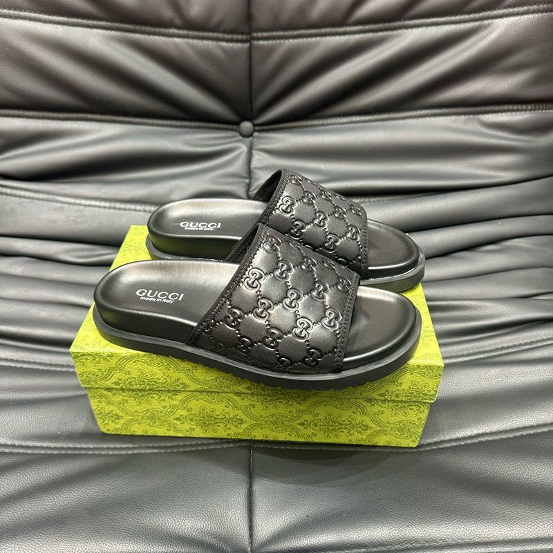 European Station New Men's Versatile Comfortable Outdoor Beach Shoes Genuine Leather Letter Thick-Soled Casual Sandals