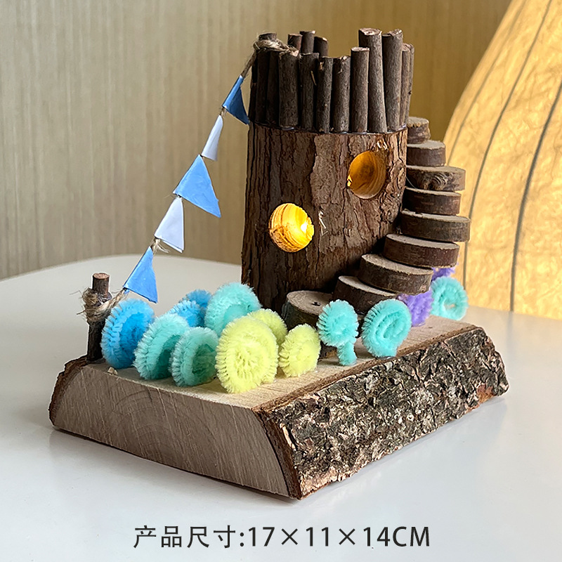 Nueva casa de madera artesanal de bricolaje paquete de material de bricolaje jardín de infantes rompecabezas luminoso regalo de Navidad decoración al por mayor