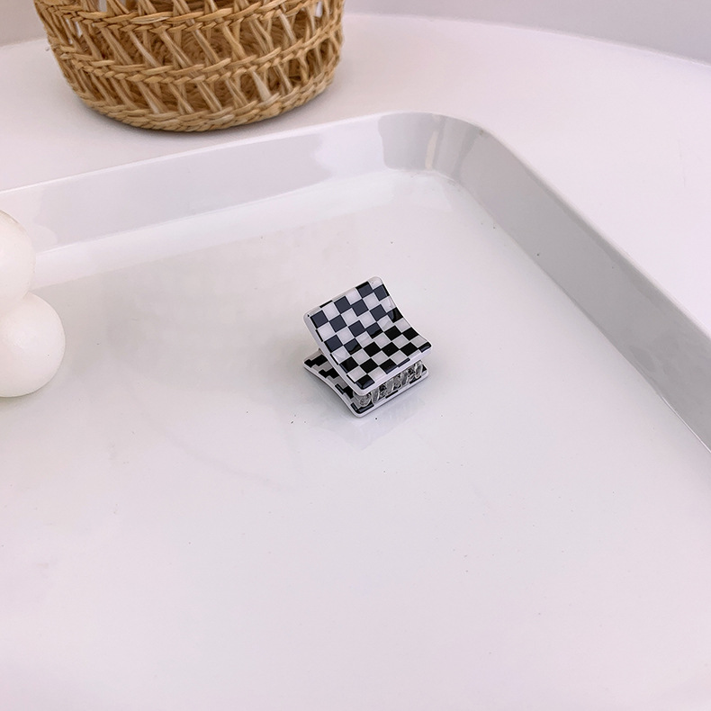 Checkerboard Hair Clip Wholesale Jewelry Nihaojewelry display picture 9