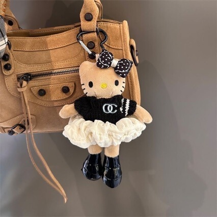 High-End Doll Bag Pendant, Exquisite Puff Charm, Black Leather Long-Legged Kt Cute Plush Doll Accessory Gift High-End Doll Bag Pendant, Exquisite Puff Charm, Black Leather Long-Legged Kt Cute Plush Doll Accessory Gift