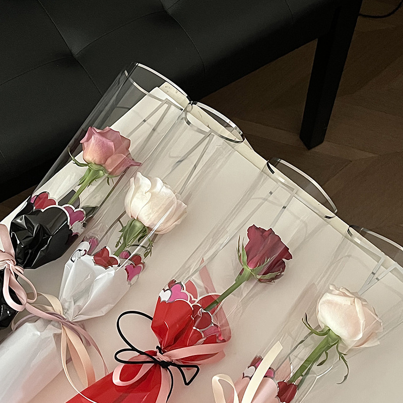 Li Zhi Ran Le Heart Single Papel de vidrio simple ramo de flores impermeable y transparente simple ramo de flores de rosas