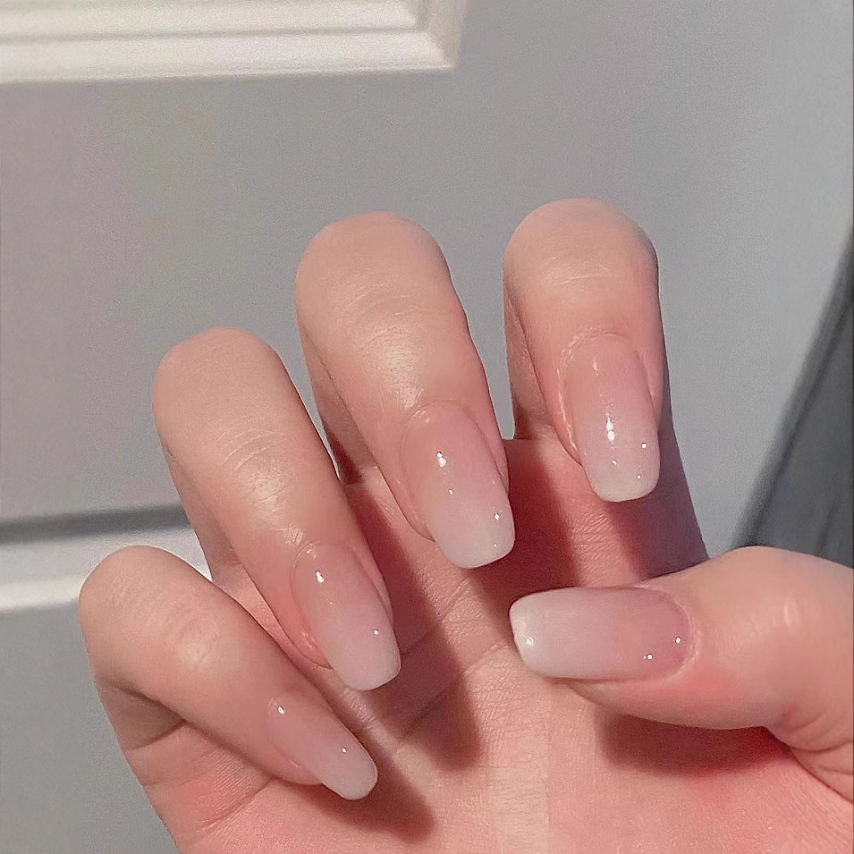 Yiyi Dance 2023 nueva armadura de desgaste hecha a mano muestra blanco ins nail art parche color sólido verano suave puro deseo al por mayor