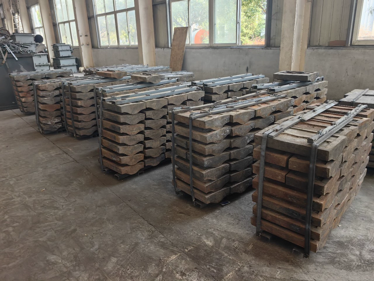 Энергосберегающая шаровая мельница с подшипниками и высокомарганцевым сплавом для измельчения руды