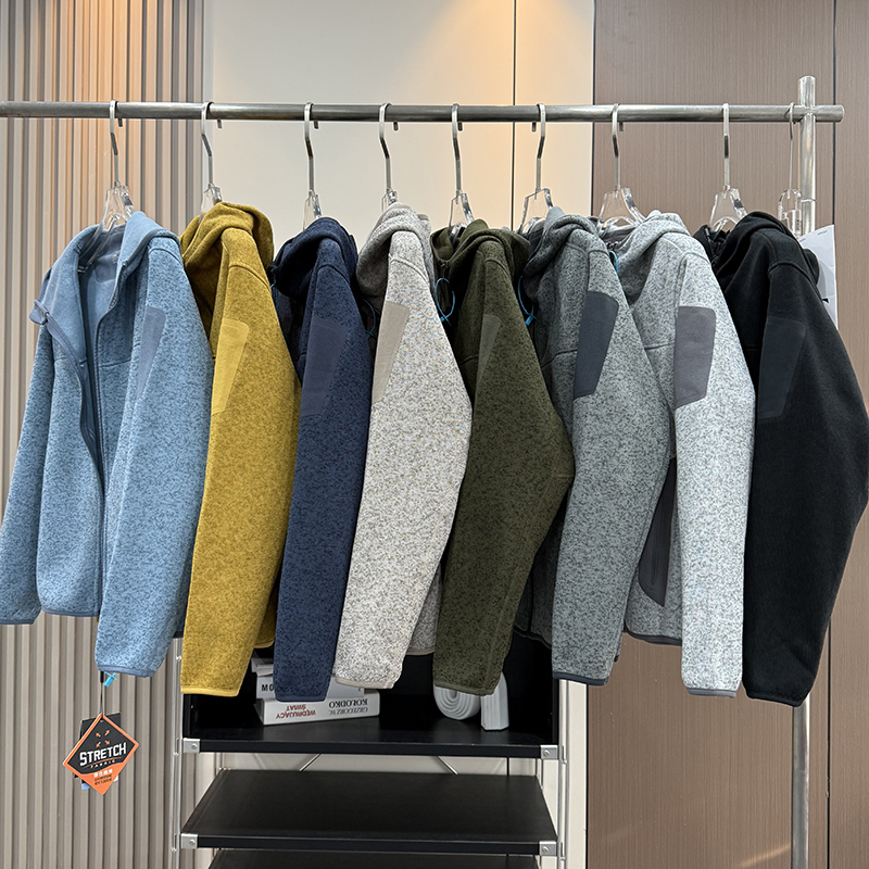 Factory Order! Couple Style Autumn and Winter Outdoor Velvet Hooded Warm Breathable Windproof Fleece Casual Jacket