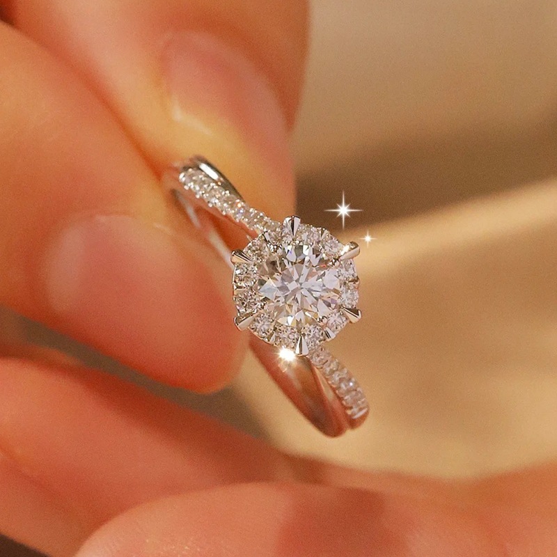 Factory direct sales sterling silver ring actress woven moissanite diamond ring one carat live mouth twisted arm female ring live source