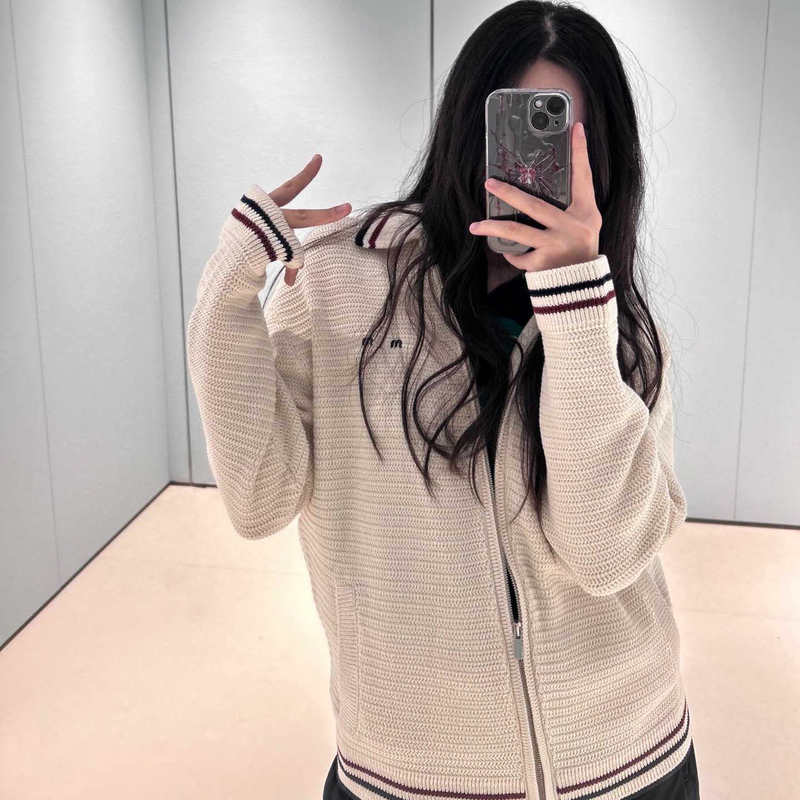 Miu Series 2025 Summer New Style Chest Letter Logo Embroider Versatile Stripesd Knitted Baseball Jacket Ready for Sale