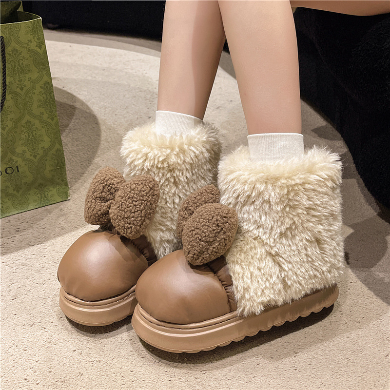 Zapatillas de algodón con tacón de suela gruesa para mujer 2024 nuevas zapatillas de cuero PU para el hogar en invierno más zapatos de algodón de caña alta cálidos de terciopelo image 8
