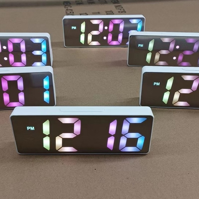 新型デスクトップ時計多機能電子時計客間目覚まし時計静音走針学生プラグ電気両用小目覚まし時計|undefined
