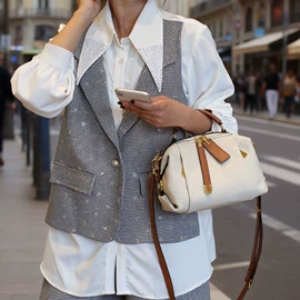 真皮女包;女士斜挎包;女士手提包