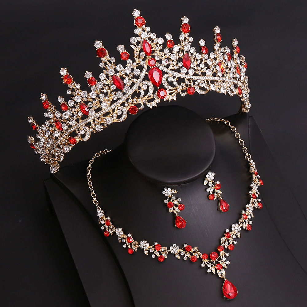 新娘项链皇冠三件套