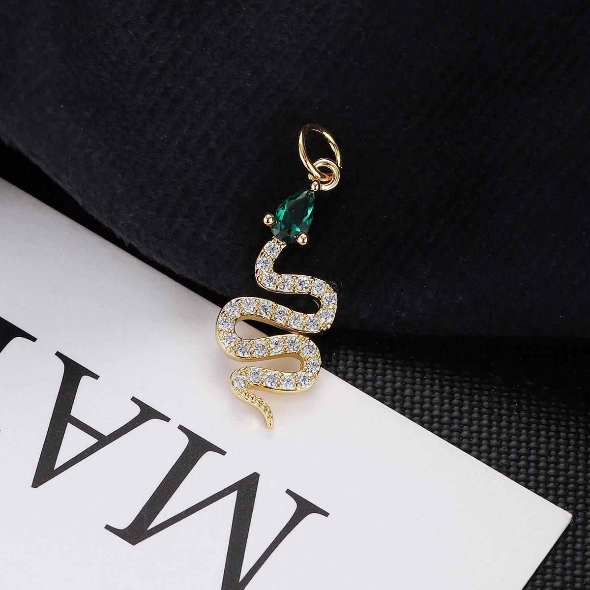 7g Weight Vacuum Plating Gold Plating Process Pendant Jewelry Making Type 19*15mm, 29*20mm Jewelry Making Size Gold Plated Plating Material Zircon Inlay Material DIY Jewelry Accessories Classification 1 Piece Quantity Copper Material Jaguar, Butterfly, Elephant Pattern Plating, Inlay Design Basic Style 1 Piece 19*15mm 29*20mm Copper Zircon Gold Plated Jaguar Butterfly Elephant Pendant 27