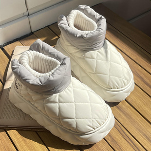 Snow Boots Women's 2024 New Winter Women's Internet Popular Thick Bottom Waterproof Down Cloth Shoes Outdoor Couple Warm Cotton Shoes for Men
