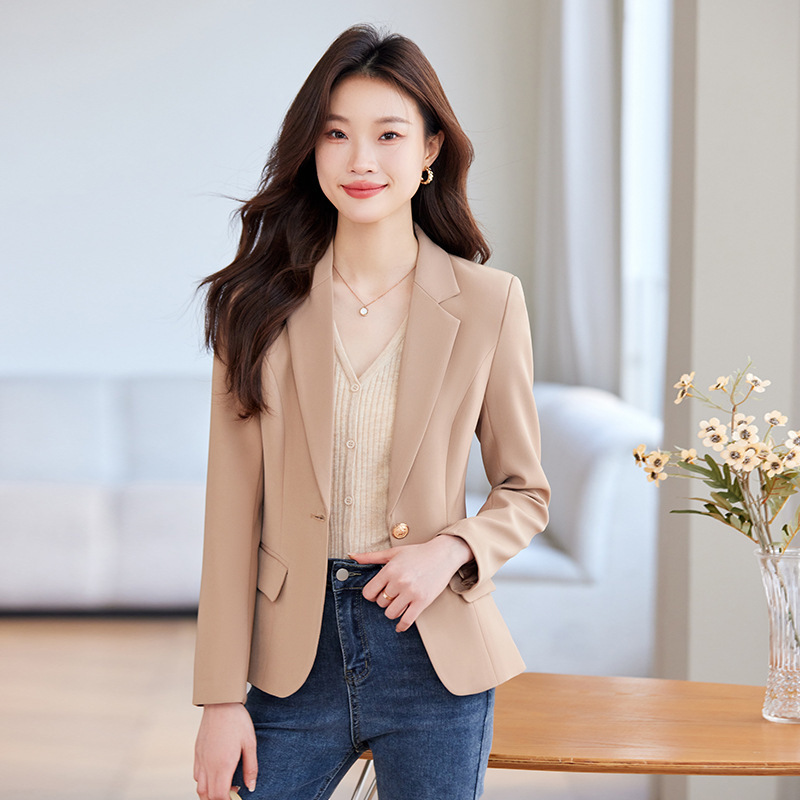 Beige Suit Jacket Women's Short Spring and Autumn 2024 New Slim-fit Tight Waist Fashionable Professional Clothes Small Suit Outerwear