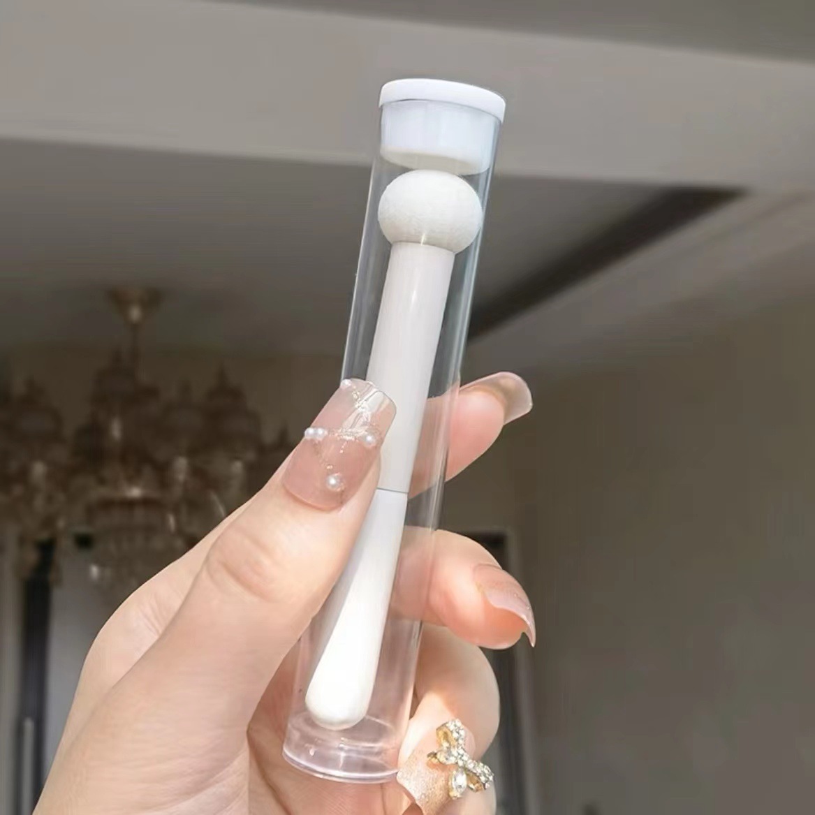 Cabeza de hongo esponja corrector cepillo cubierta Círculos oscuros cubierta marcas de acné cepillo de esponja portátil pequeño pan al vapor corrector cepillo tamaño pequeño Mini