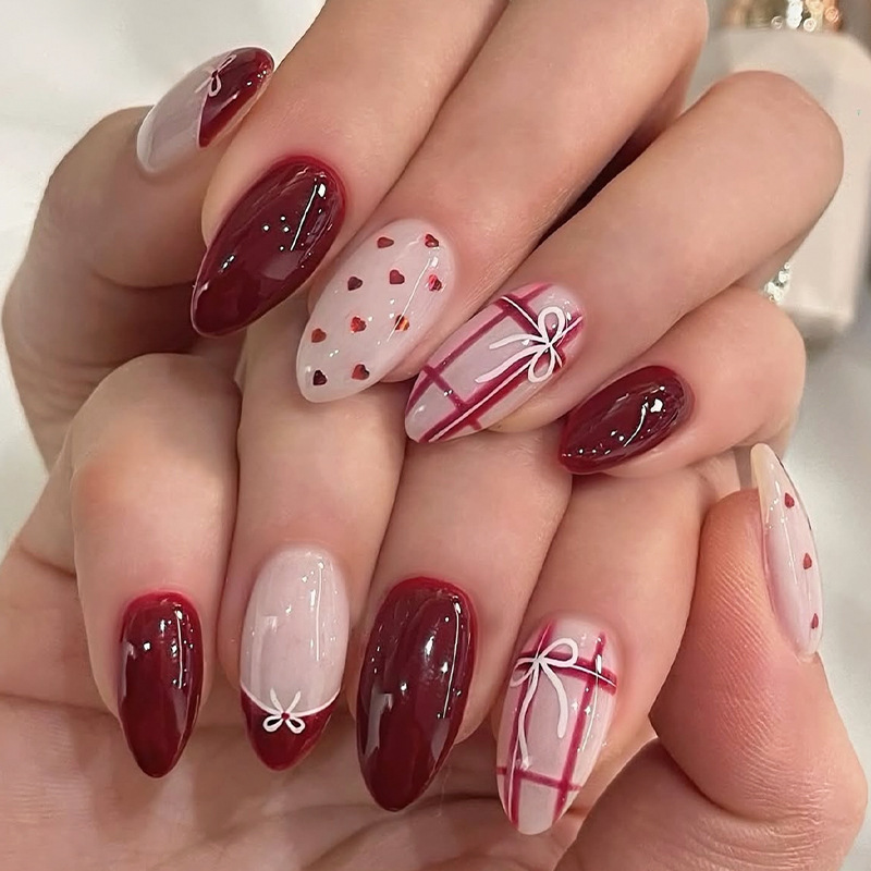 30 Pieces of Cross-Border Almond-Shaped Handmade Wearable Nails for Valentine's Day, Pink Heart Polka Dot Nail Art Wearable Nail Pieces