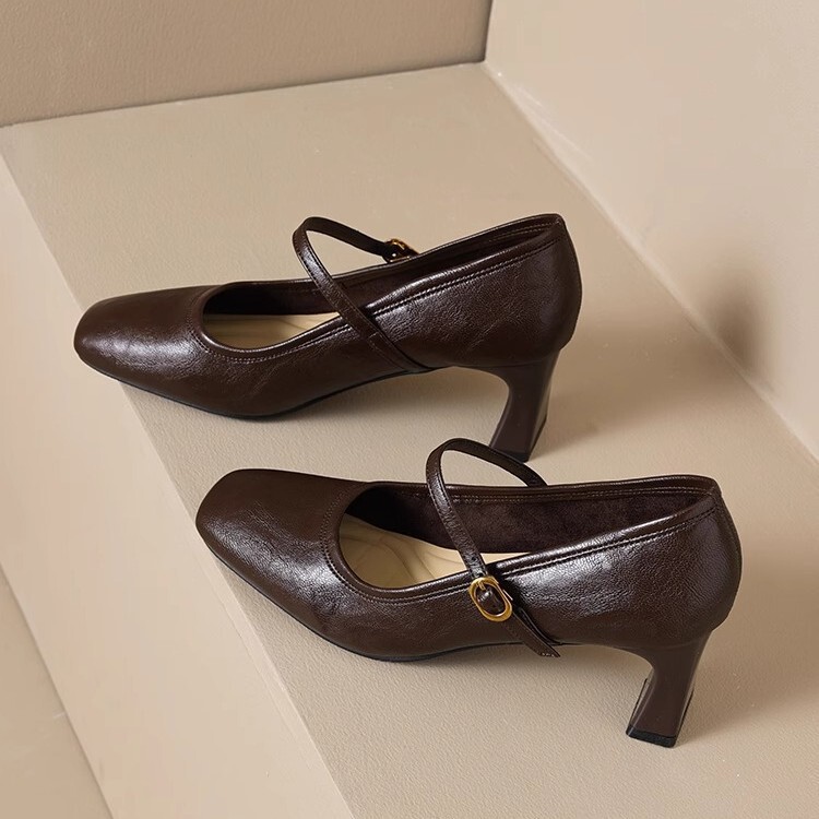 French Retro Black High Heels 2025 Spring One-word Shallow Commuter Work Shoes Thick Heel Mary Jane Shoes
