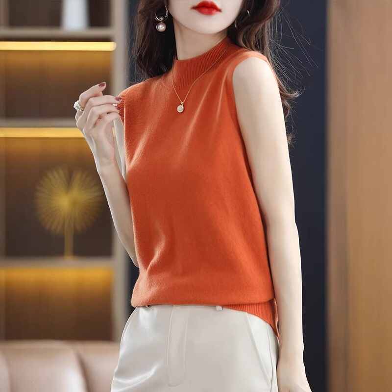 Women's slim-fit versatile sleeveless slimming high-neck knit vest for spring and autumn, elegant and classy in camel color