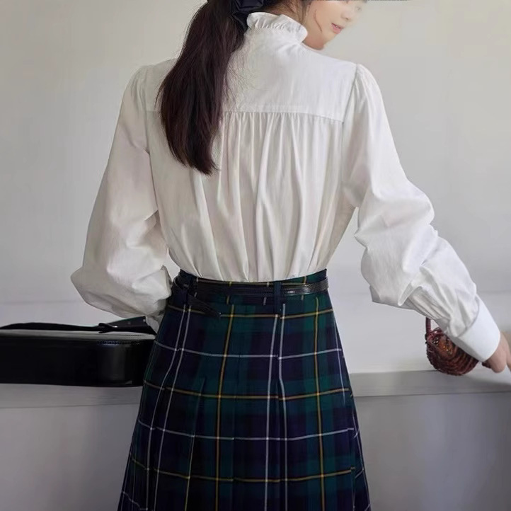 高品质! 白い木の耳元のシャツの女性の春の新型のフランス式の復古の立襟の長袖のシャツの気質の上着|undefined