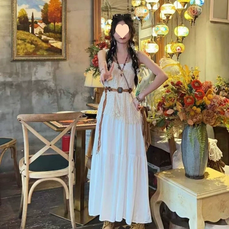 Летний костюм для женщин в стиле французского дизайна: платье-сарафан с высокой талией и блузка без рукавов с ажурной отделкой, комплект из двух предметов