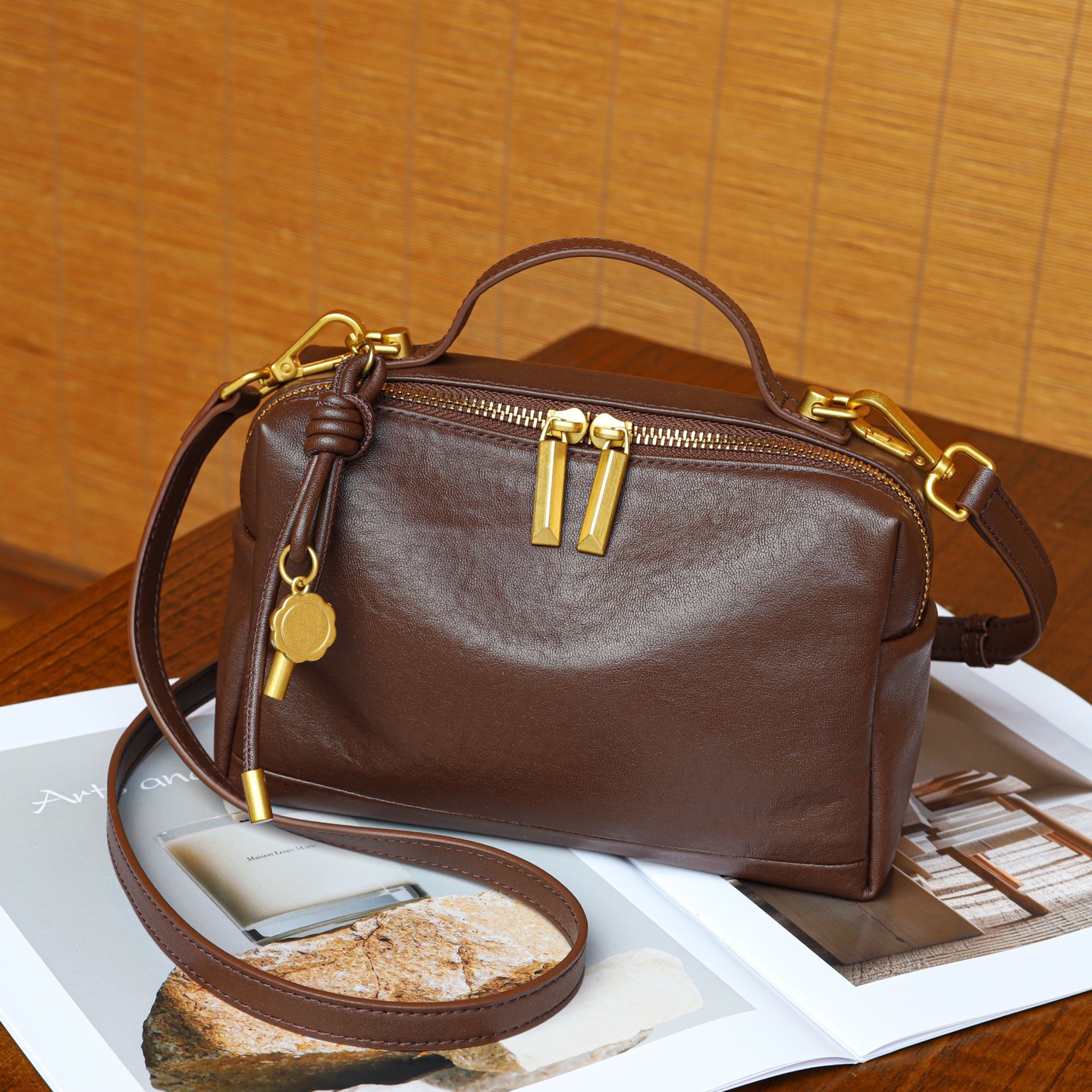Cross-Border Genuine Leather Pillow Boston Bag For Women, New Designer Luxury Handbag, High-End Commuter Shoulder And Crossbody Bag - Thumbnail 3
