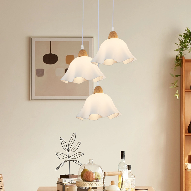 Lámpara colgante de estilo japonés con campanas de viento de madera, estilo nórdico color crema, para pasillo, entrada, comedor.