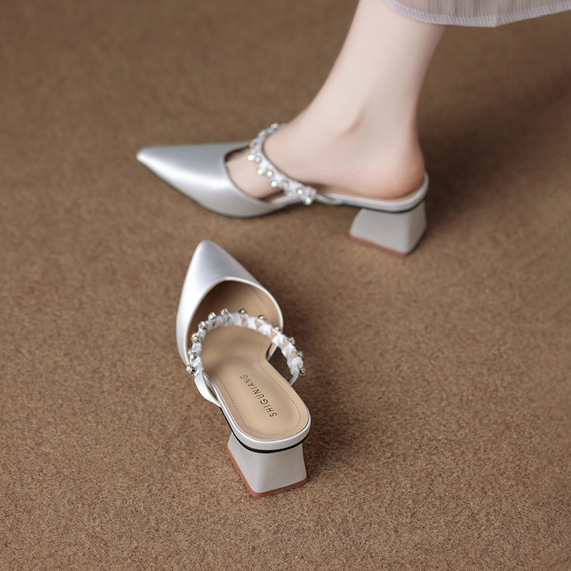 은백색