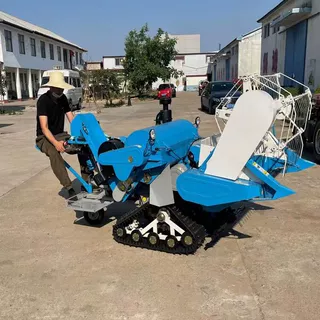 乘坐手推水稻联合收割机 15马力收割脱粒一次完成 小型稻谷收割机