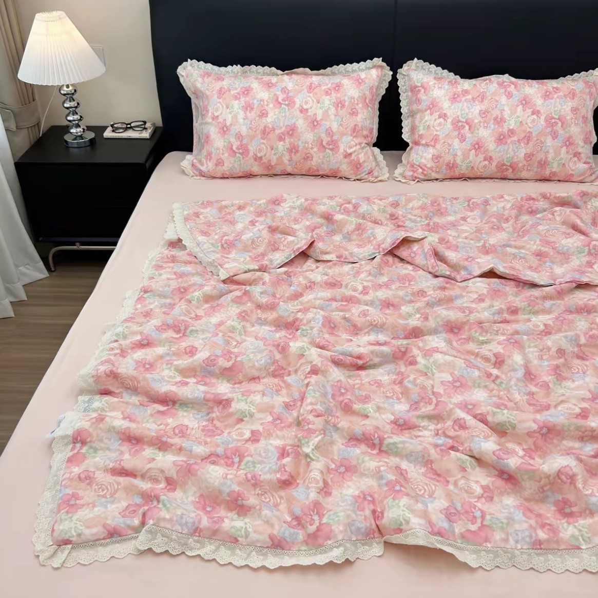 10마일의 복숭아꽃 - 작은 흰색 레이스