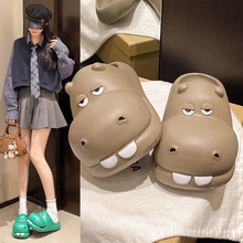 ��ͨ�ɐۺ��R����ЬŮ�ļ����r�п��⴩�҃�ԡ�ҷ�����װ��^��Ь