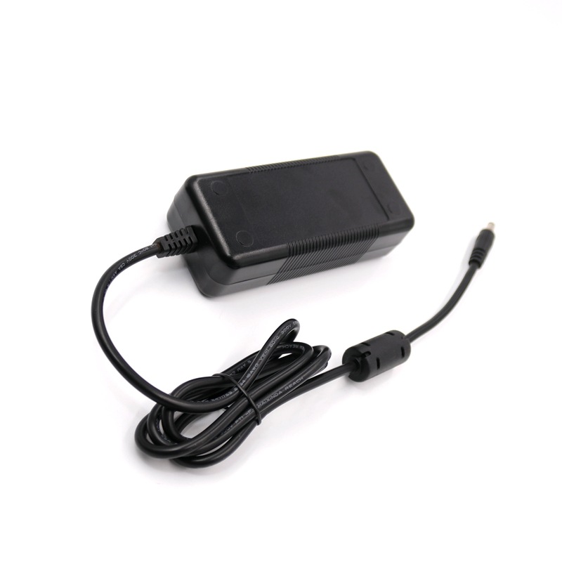 12V4A 电子孵化机  按摩器 LED灯条 全息广告机开关电源适配器