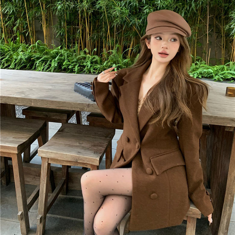 美拉德咖色毛呢西装外套女秋冬收腰中长款复古气质高级感呢子大衣|undefined