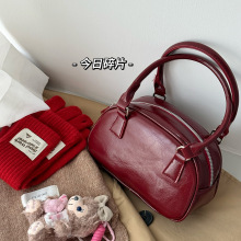 �tɫ�����ﶬŮ�����n��С���OӋ���ᱣ�g����ٴ�б�����eС����