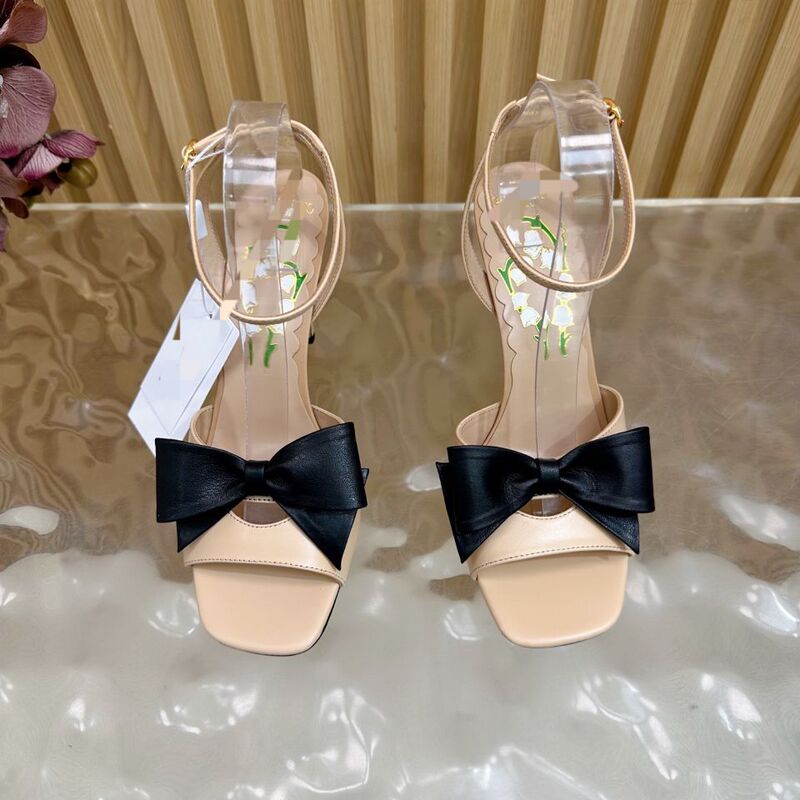 2026 New Model Solid Color Genuine Leather High-End Fashion Show Bow Print Insole Stiletto Heel Roman Sandals 2026 New Model Solid Color Genuine Leather High-End Fashion Show Bow Print Insole Stiletto Heel Roman Sandals