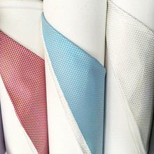 厂家直供鱼鳞人造pu皮面料纺织表面磨砂镭射绒布底现货批发