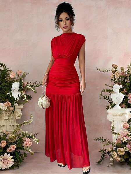 Fashionable elegant red sexy fitted brace sleevless