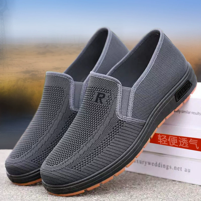 Мужские дышащие туфли с вязаным верхом, сетчатые туфли в стиле "папа" с подошвой из "пекинской ткани", новые мужские туфли-слипоны для среднего и пожилого возраста на весну.