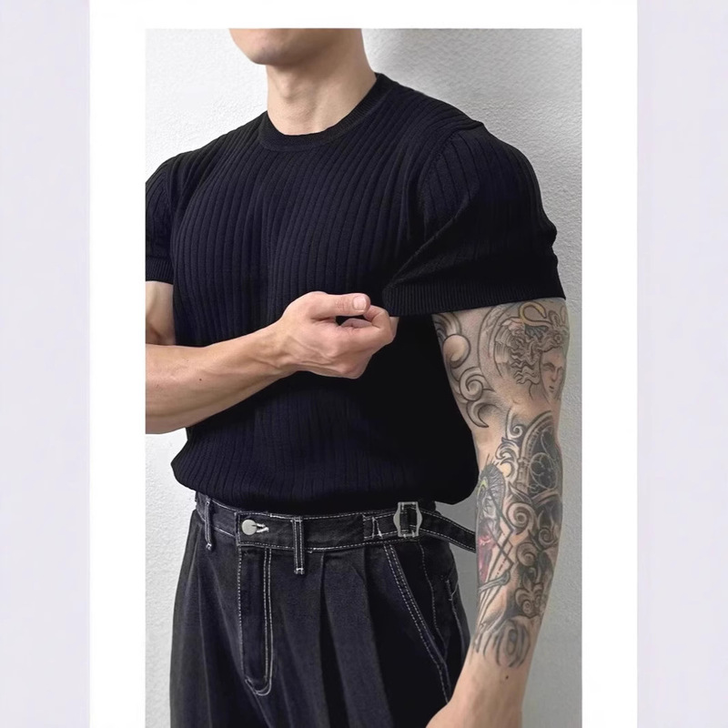 European-made mercerized cotton ice silk sweater muscle men tough guy small neckline tight elastic short sleeve sweater pit line