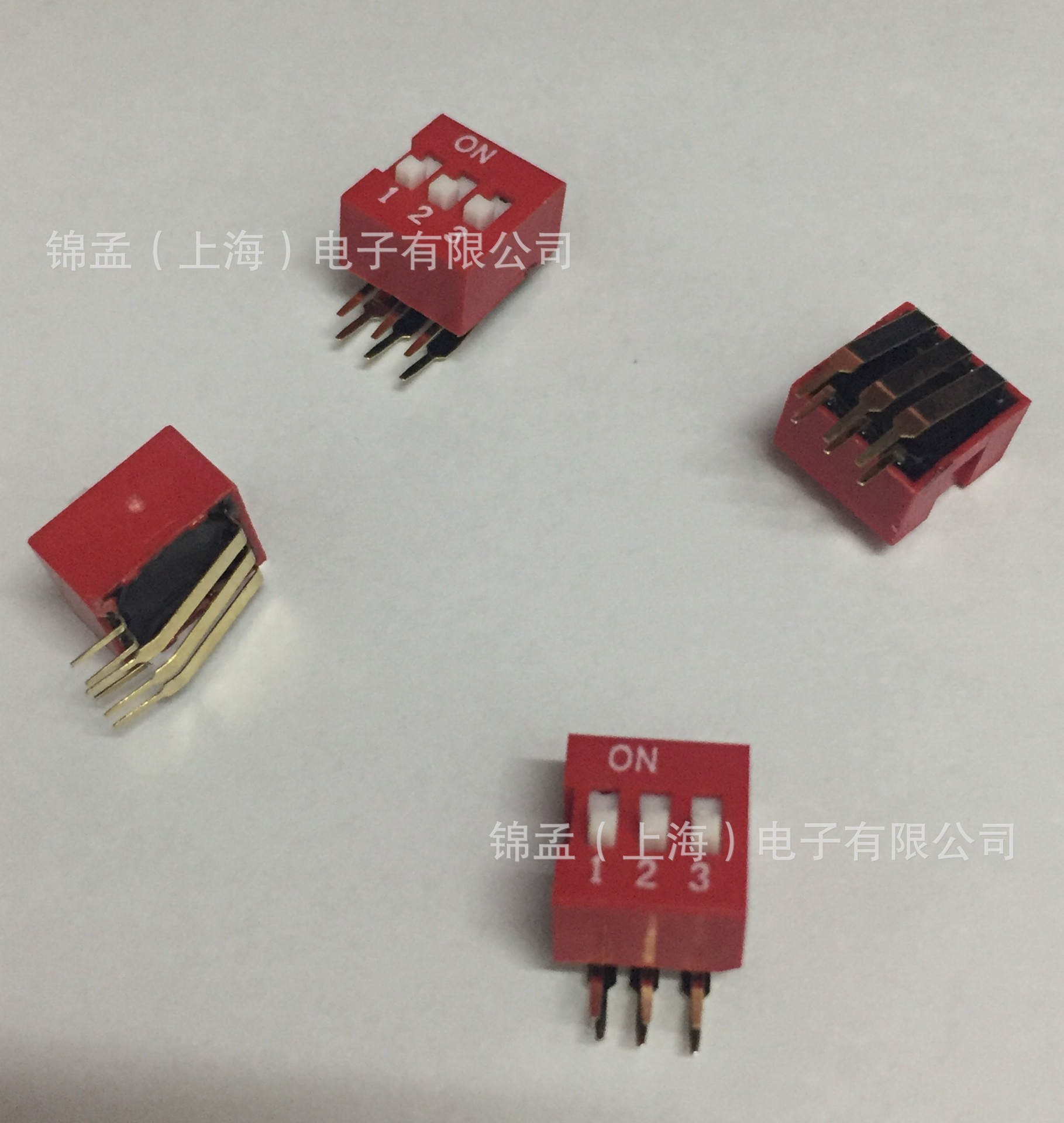 2.54 红色拨码开关弯脚拐脚DA型3P DIP平拨侧调立式