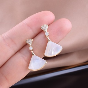 ��ʽ�߼��͹�ȹ��ؐ���朶�����bŮ���|���s�����������y��Ʒ