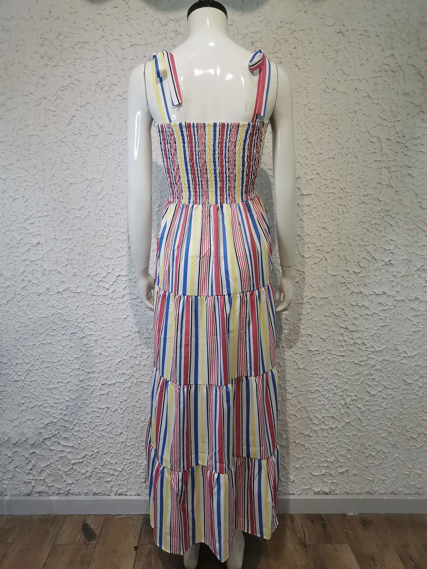 259g Weight Maxi Long Dress Dress Length Type Sleeveless Sleeve Length Regular Dress Dresses Type Regular Sleeve Sleeve Type Polyester Fabric Type High Waist Waist Line Daily Occasion Strap Neckline Regular Fit Fit Type Printing, Polka Dots Pattern Summer, Spring Season Women's Gender Elegant Style Wholesale Women's Elegant Printing Polka Dots Daily Strap Sleeveless Regular Dress 85