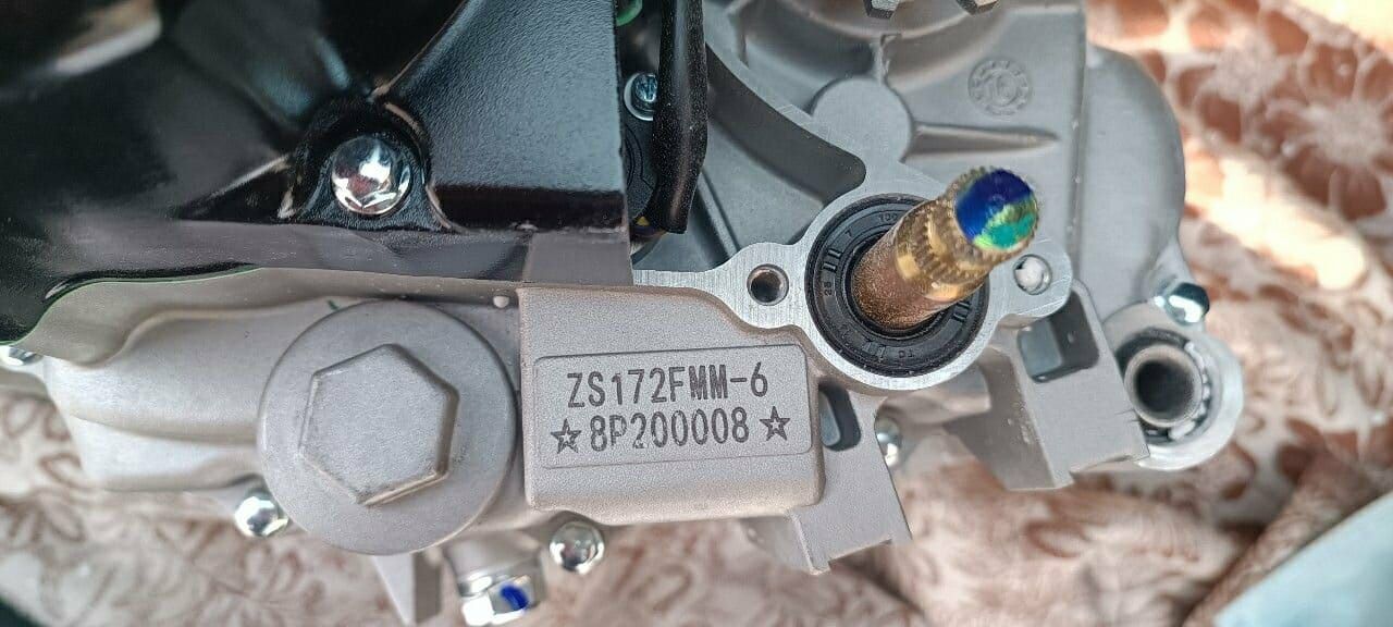 Zongshen Cb250R Four-Valve Air-Cooled Engine New Power Engine Kevius Off-Road Motorcycle Modification