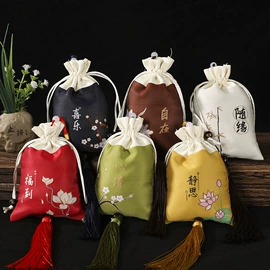 香包/香囊;布艺绣品;布艺工艺品