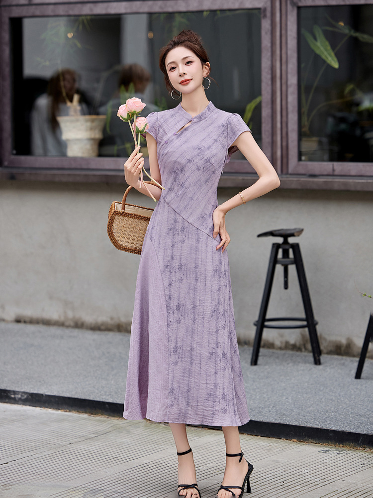 Đầm maxi cổ đứng tay ngắn dáng suông thắt eo phong cách Trung Hoa hiện đại — màu tím