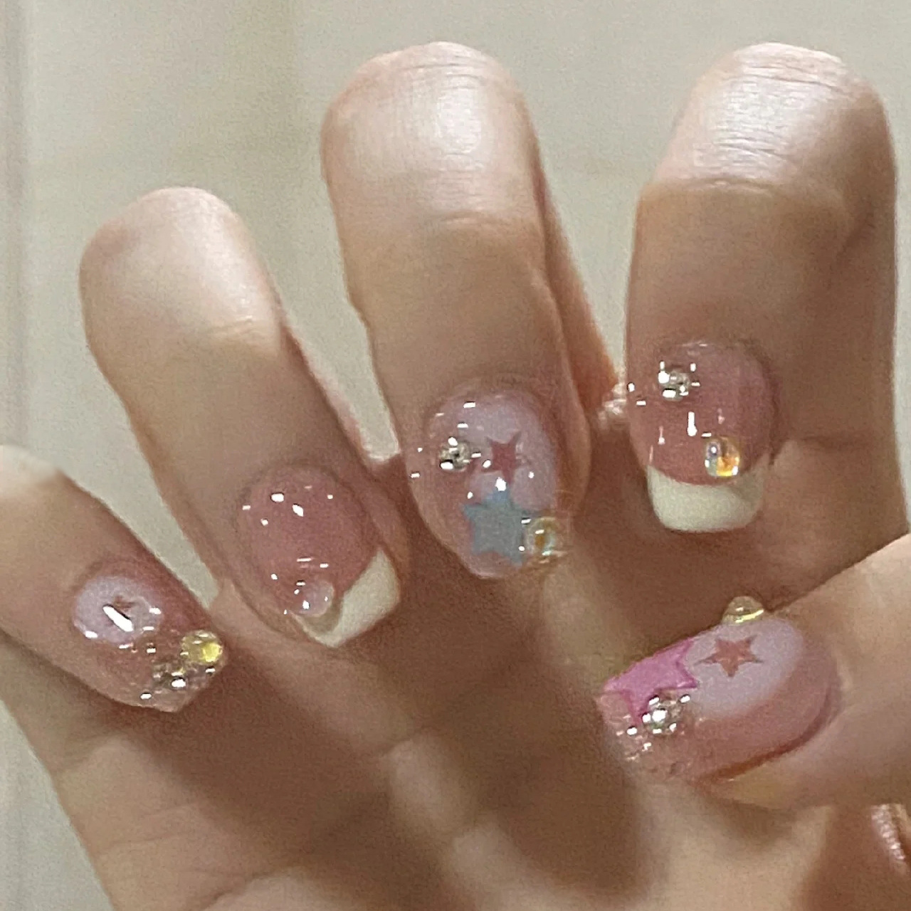 Dopamina manicura dulce estilo fresco desgaste uñas primavera y verano flash leche Fu cariño uñas pegatinas terminado uñas falsas desmontables