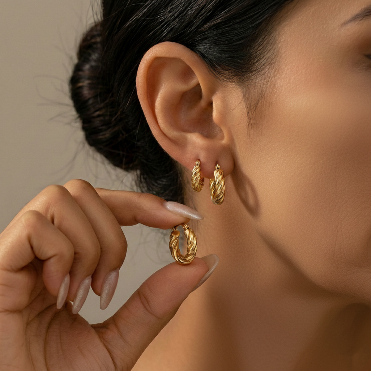 TENA Europa y los Estados Unidos venta caliente de anillo de acero inoxidable de acero de titanio de moda de diseño lineal pernos de orejas joyas transfronterizas