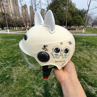 Motosiklet kaskı (dəbilqə): old electric car motorcycle - short-white-cat-ear-1-5-years-old-send-no-13-post-jz